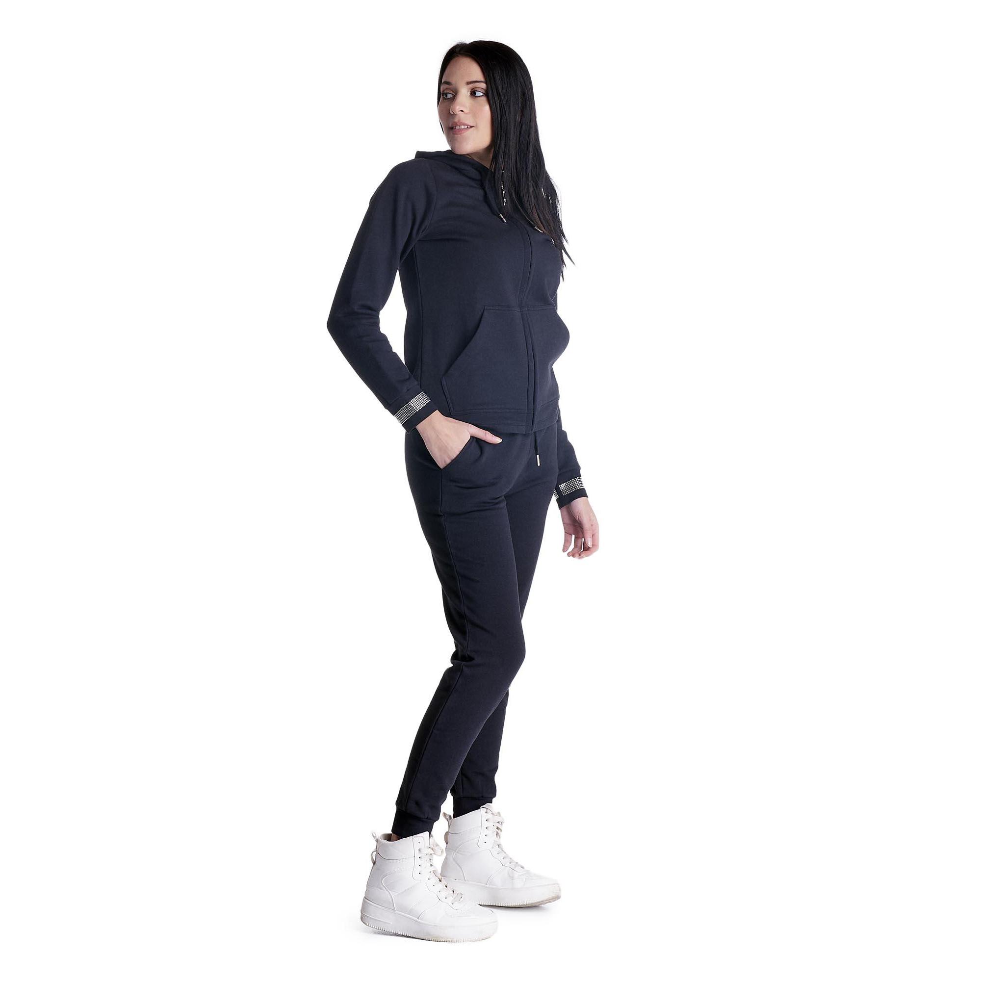 Women's tracksuits and sets