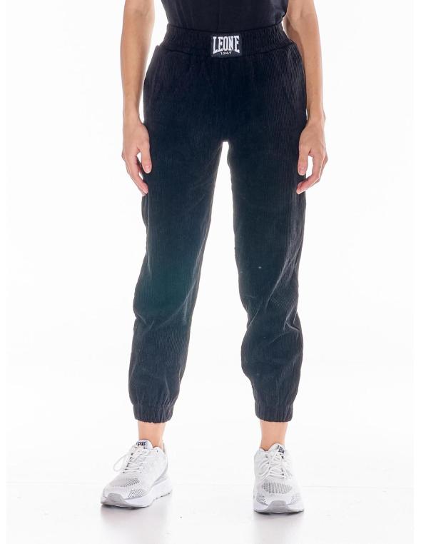 Woman velvet sweatpants...