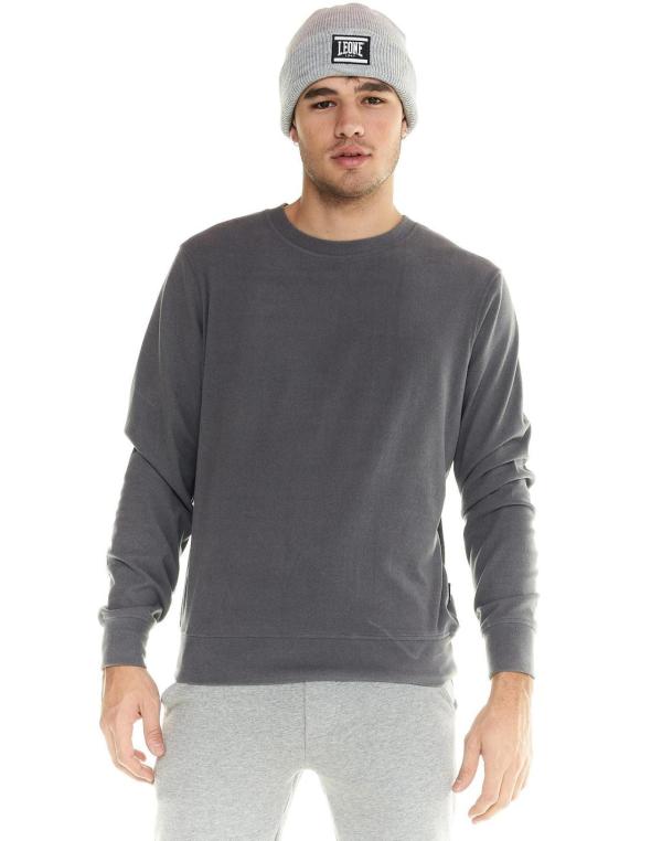 Man wool sweatshirt Lifestyle