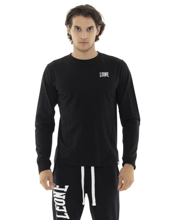 Man t-shirt long sleeves...